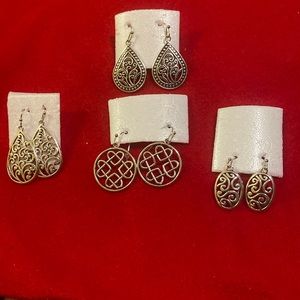 LOT OF 4 PR EARRINGS !!